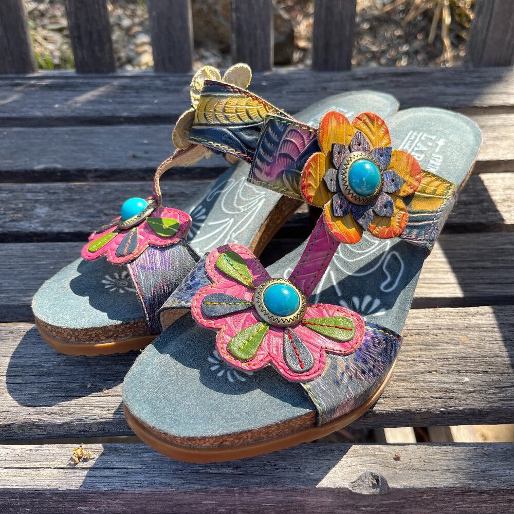 L'Artiste New Spring Step Women's Bari Floral Navy Multi Sandals, Size 40 = 9M